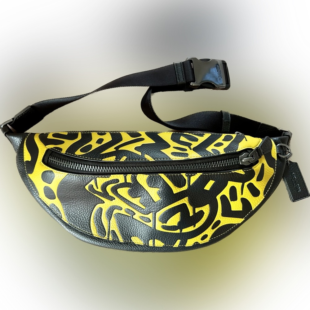 NWOT Coach LIMITED EDITION Disney Mickey Mouse × Keith Haring Warren Belt Bag